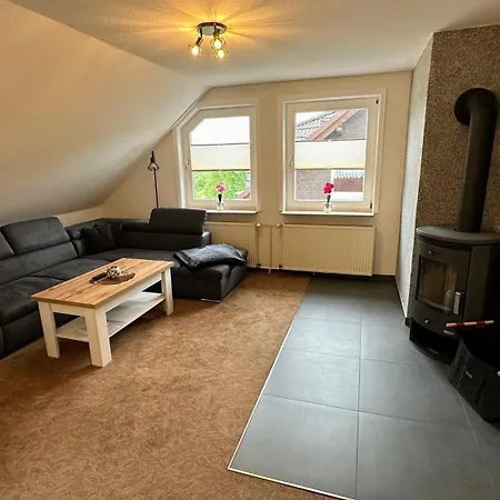 Bergmann Mit Balkon Und Kamin *